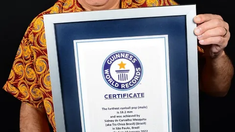 维金斯和李凯尔半场表现不佳，投篮命中率极低，半场仅得6分